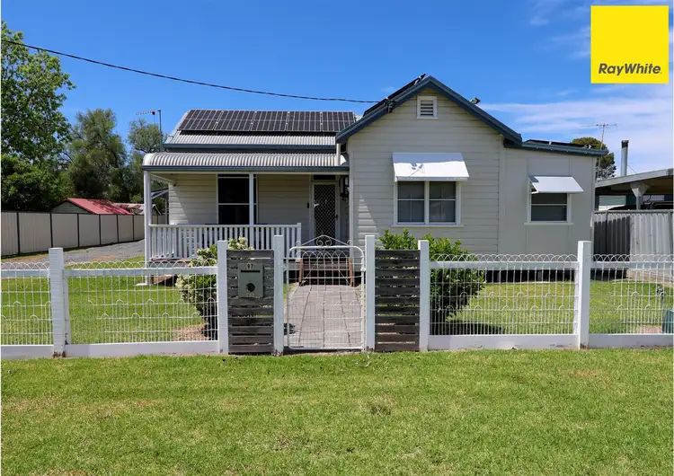 87 Granville Street, Inverell NSW 2360
