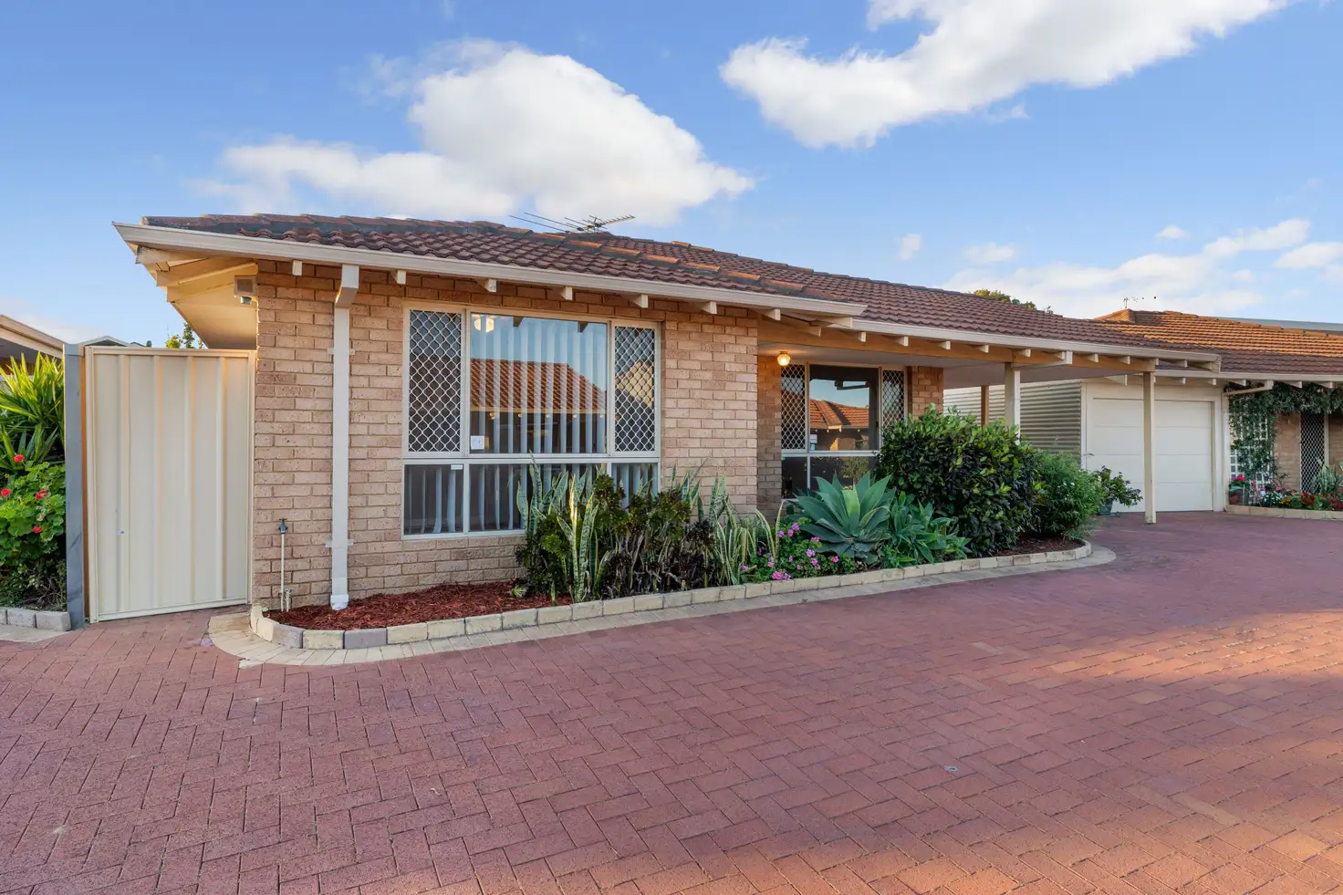 Main view of Homely villa listing, 4/18 Bennevis Turn, Kinross WA 6028