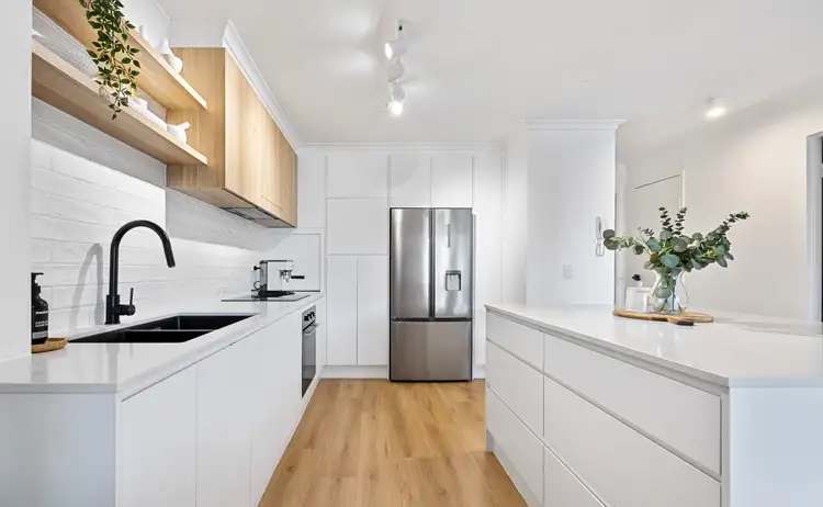 85 Petrel Avenue