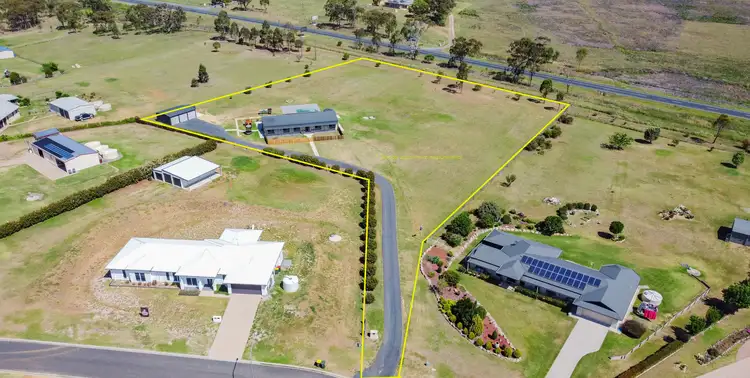 24 Condavale Drive, Rosenthal Heights QLD 4370