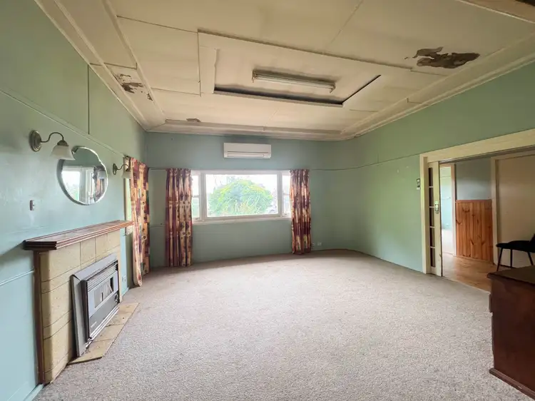 Second view of Homely house listing, 6 Woodland Street, Ungarie NSW 2669