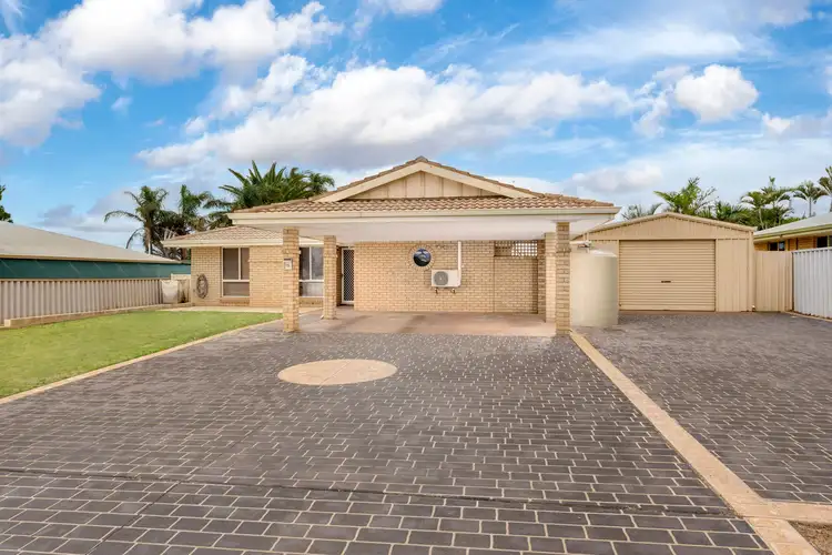 19 Tallarook Way, Waggrakine WA 6530