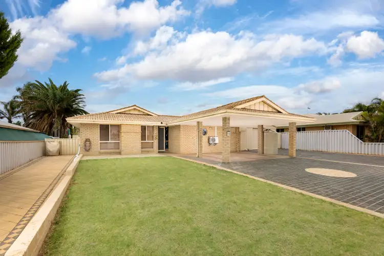 Second view of Homely house listing, 19 Tallarook Way, Waggrakine WA 6530