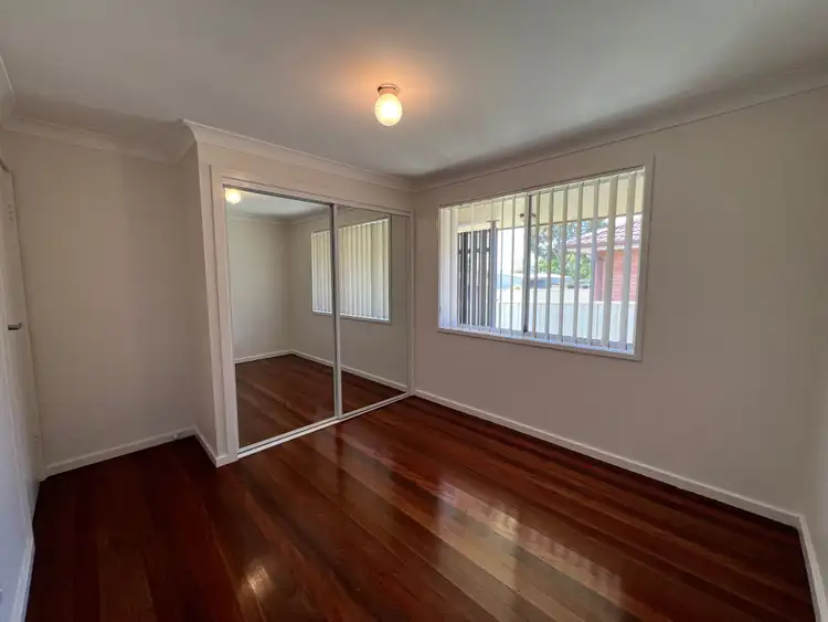 Fifth view of Homely house listing, 2/104 Parkes Street, Oak Flats NSW 2529