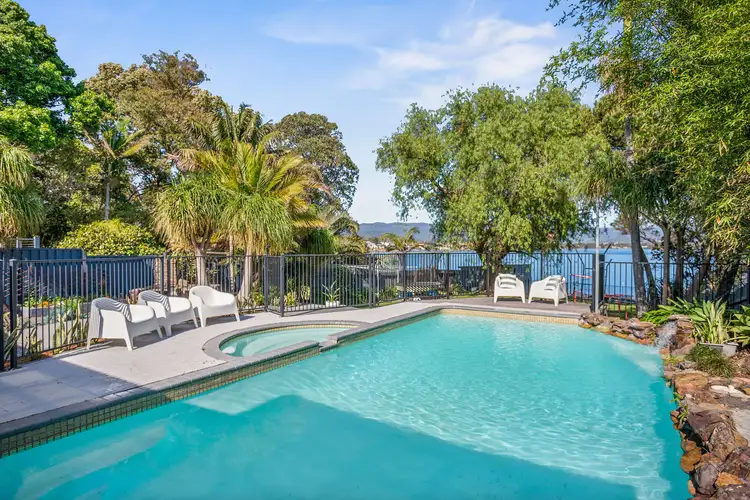 43 The Boulevarde, Oak Flats NSW 2529