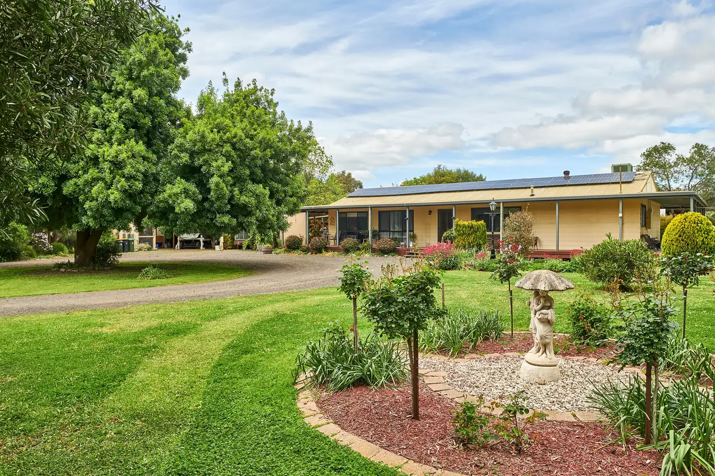 Main view of Homely house listing, 7 Craven Crescent, Heathcote VIC 3523