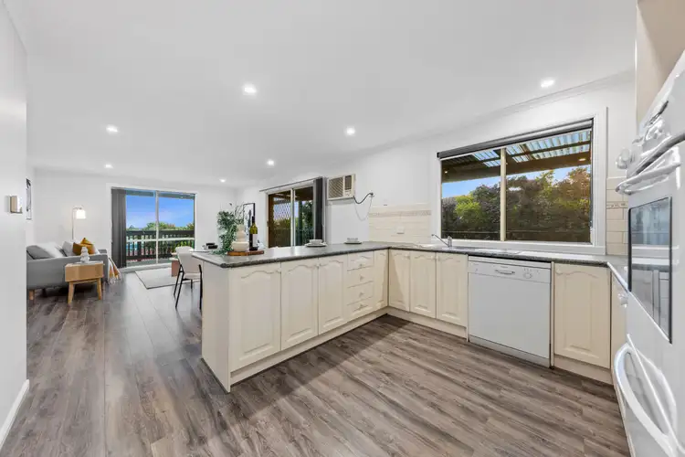 Fourth view of Homely house listing, 31 Jacqueline Place, Pakenham VIC 3810