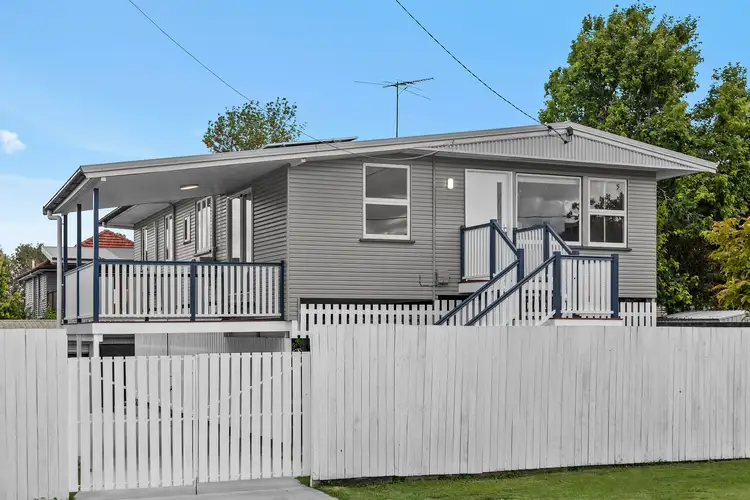 5 Calston Street, Oxley QLD 4075
