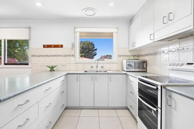 Sixth view of Homely house listing, 3 Millbank Court, Norlane VIC 3214