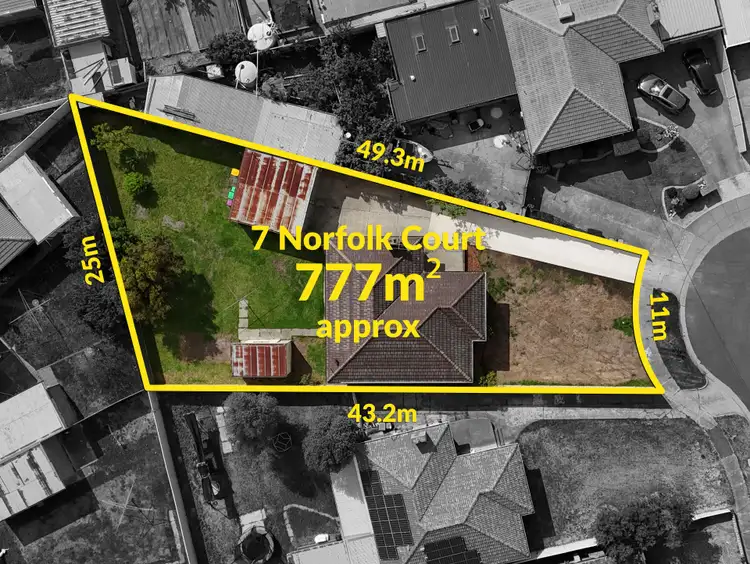 Second view of Homely house listing, 7 Norfolk Court, Fawkner VIC 3060