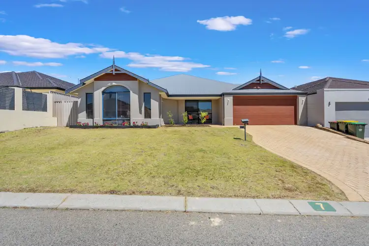 Second view of Homely house listing, 7 Goldsmith Way, Darch WA 6065