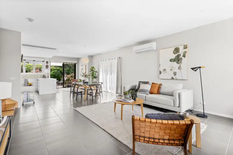 Second view of Homely house listing, 5 Sun Dew Close, Saint Helena VIC 3088