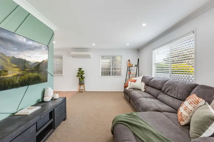 Second view of Homely house listing, 10 Kratzmann Court, Kearneys Spring QLD 4350