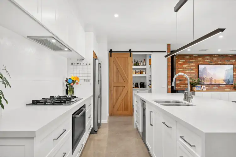 Fourth view of Homely house listing, 10 Glenoe Drive, Lara VIC 3212