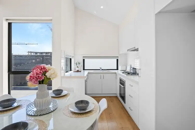 Second view of Homely townhouse listing, 4/7 Highlands Road, Thomastown VIC 3074