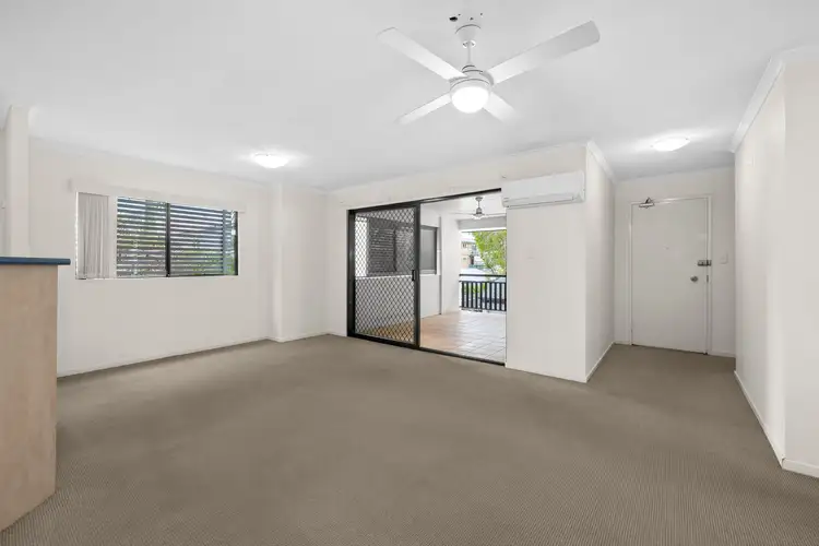 Second view of Homely unit listing, 17/24 Grosvenor Street, Balmoral QLD 4171