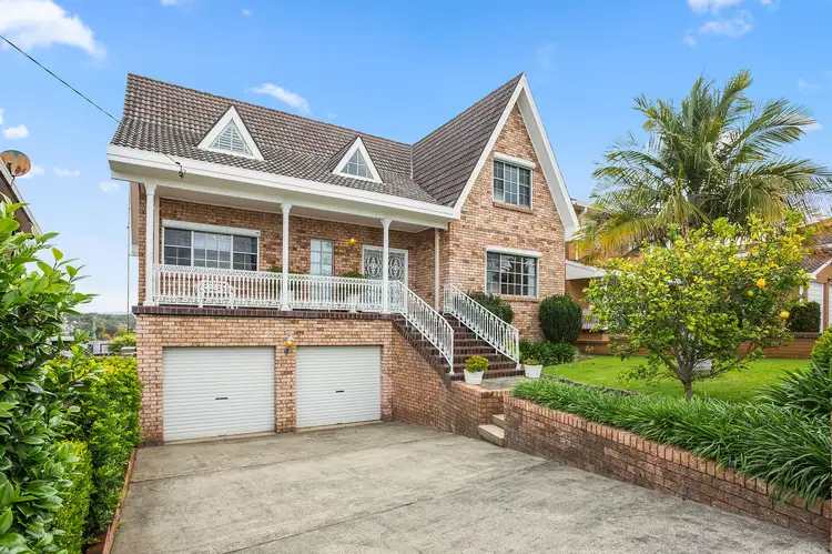 13 Cuthbert Drive, Mount Warrigal NSW 2528