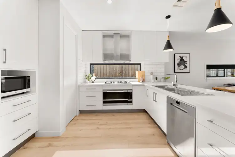 Sixth view of Homely townhouse listing, 15A Clarendon Avenue, Oakleigh South VIC 3167