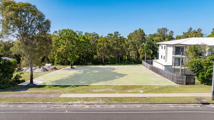 12 Carlo Road, Rainbow Beach QLD 4581
