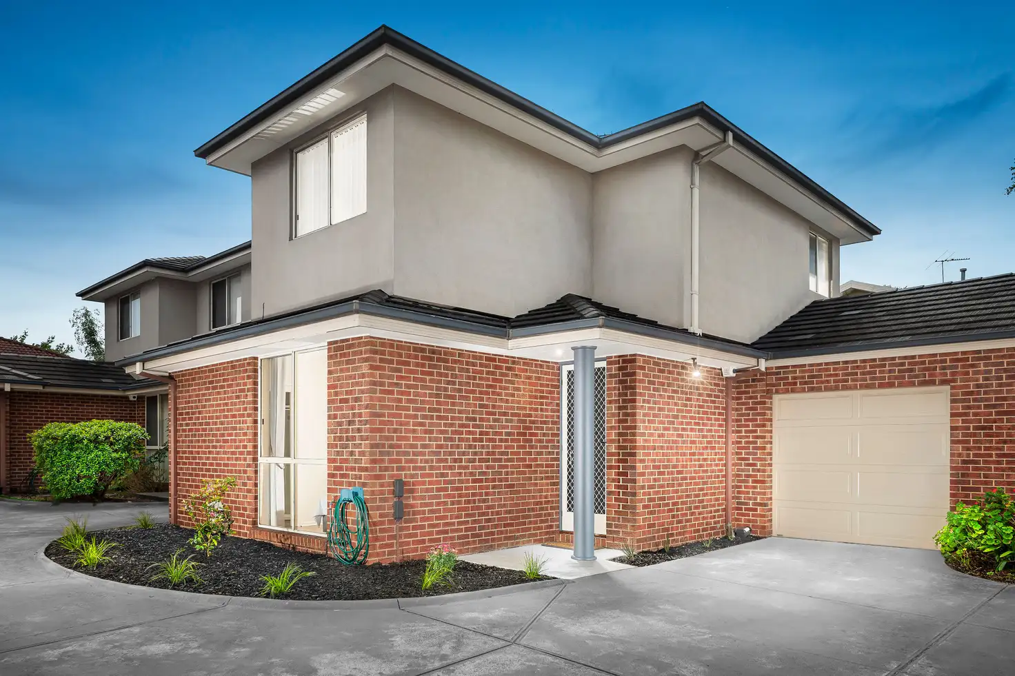 Main view of Homely townhouse listing, 2/533 Springvale Road, Glen Waverley VIC 3150