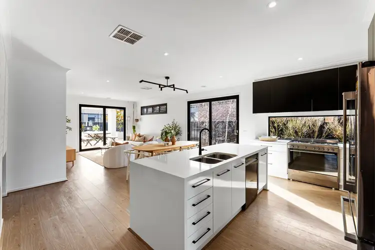 Sixth view of Homely house listing, 20 Bewick Way, Werribee VIC 3030