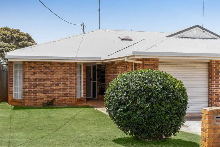 Main view of Homely unit listing, 2/15 Kratzmann Court, Kearneys Spring QLD 4350