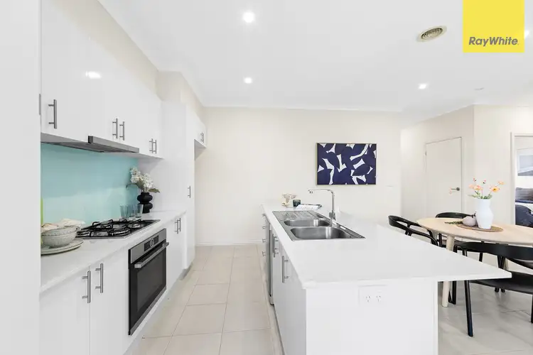 Third view of Homely house listing, 2/18 Honey Grove, St Albans VIC 3021