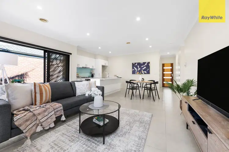 Fifth view of Homely house listing, 2/18 Honey Grove, St Albans VIC 3021
