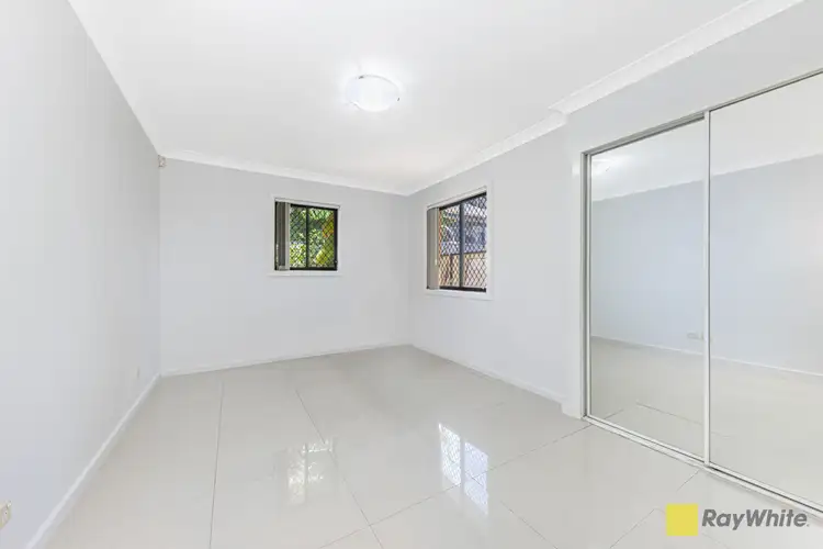 Sixth view of Homely villa listing, 2/36 Carinya Road, Girraween NSW 2145