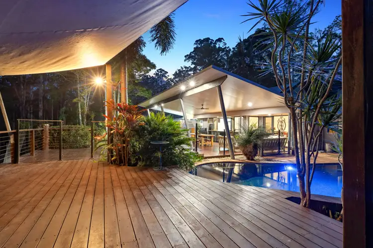 12 Intrigue Court, Guanaba QLD 4210