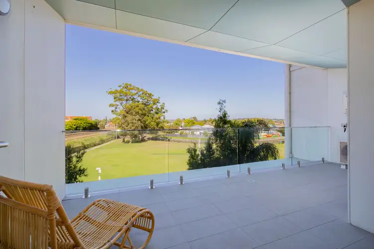 10 Maitland Road