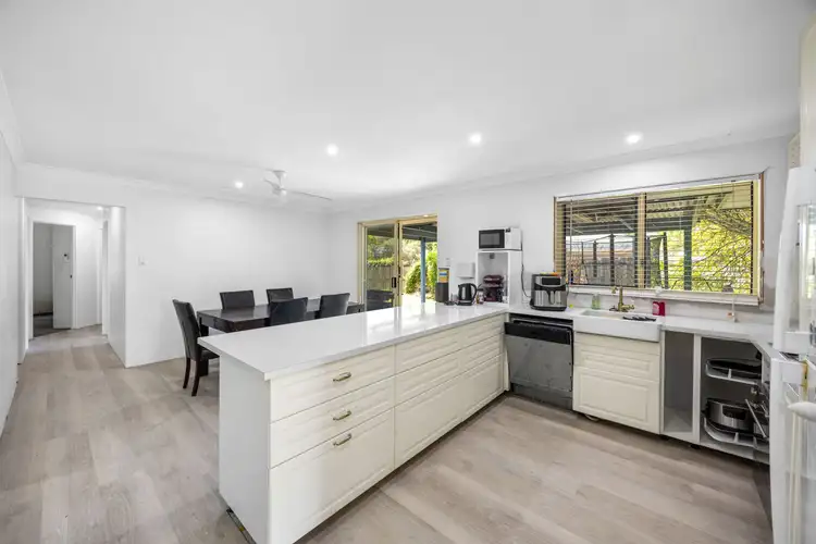 Sixth view of Homely house listing, 5 Avondale Place, Little Mountain QLD 4551
