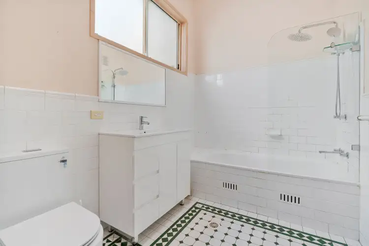 Sixth view of Homely house listing, 2/38 Fuchsia Crescent, Macquarie Fields NSW 2564