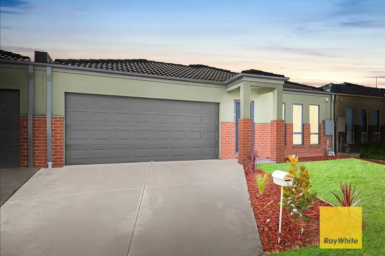 Second view of Homely house listing, 5 Harry Court, Truganina VIC 3029