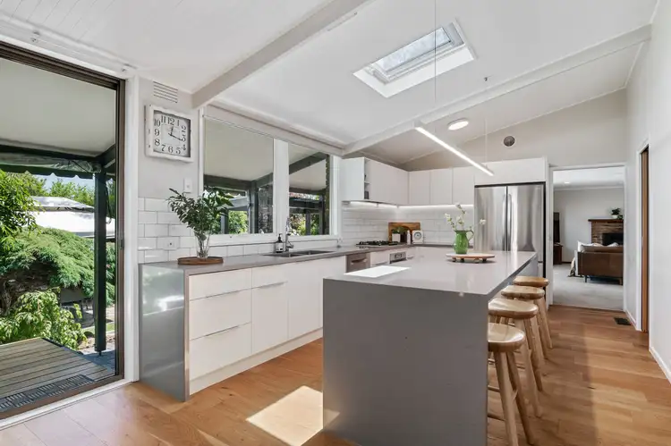 Fourth view of Homely house listing, 7 Penalga Road, Mooroolbark VIC 3138