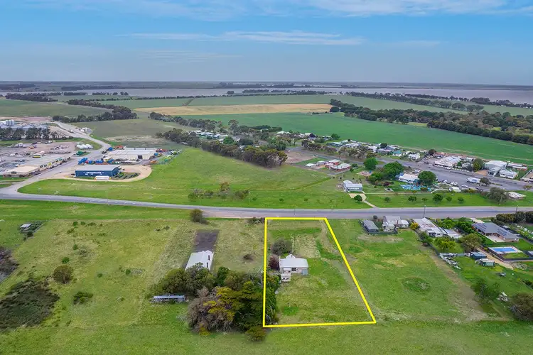 Fourth view of Homely house listing, 205 Montgomery Street, Lake Bolac VIC 3351