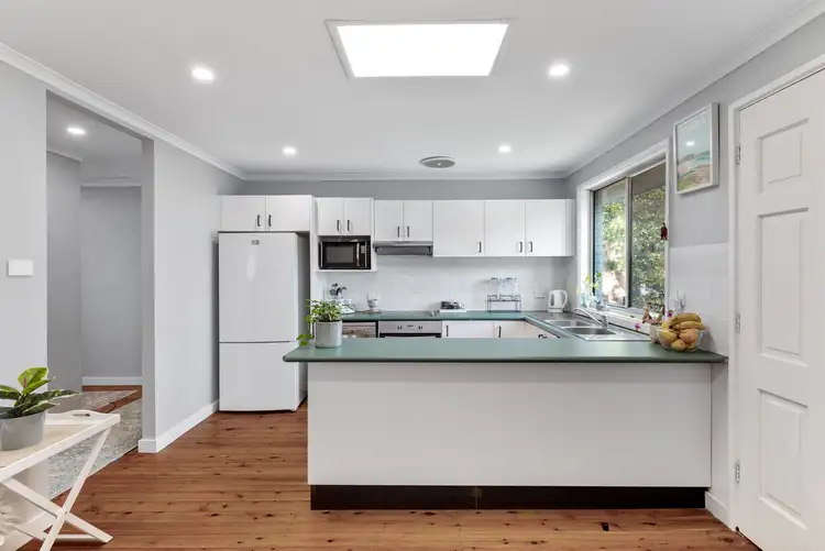 Fifth view of Homely house listing, 292 The Parkway, Bradbury NSW 2560