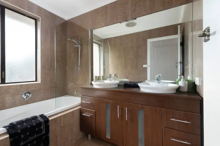 Sixth view of Homely house listing, 4 Tyabb Court, Frankston VIC 3199