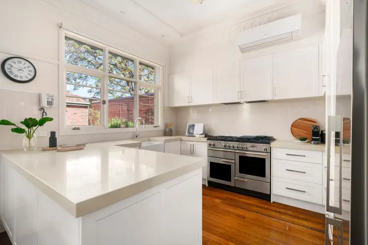 Fifth view of Homely house listing, 1 Lexia Street, Ashburton VIC 3147