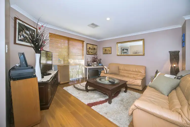 Fourth view of Homely villa listing, 8/122 Illawarra Crescent South, Ballajura WA 6066
