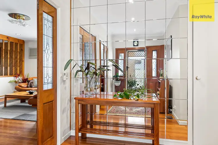 Fourth view of Homely house listing, 5 Gardner Court, Albanvale VIC 3021