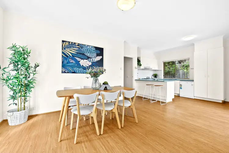 Sixth view of Homely unit listing, 2/368 Waverley Road, Mount Waverley VIC 3149