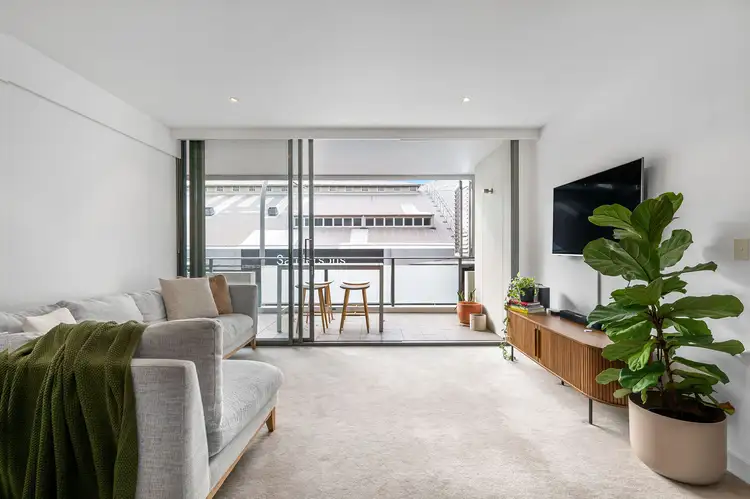 Main view of Homely apartment listing, 102/50 Mclachlan Avenue, Darlinghurst NSW 2010