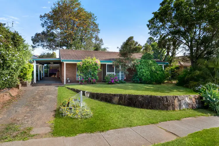 21 Fitzgibbon Lane, Rosemeadow NSW 2560