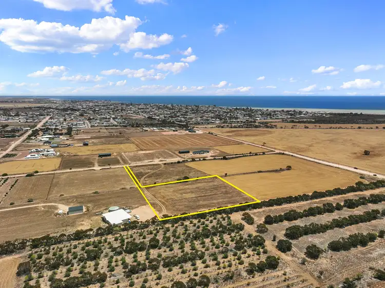 Lot 106 Hills Road