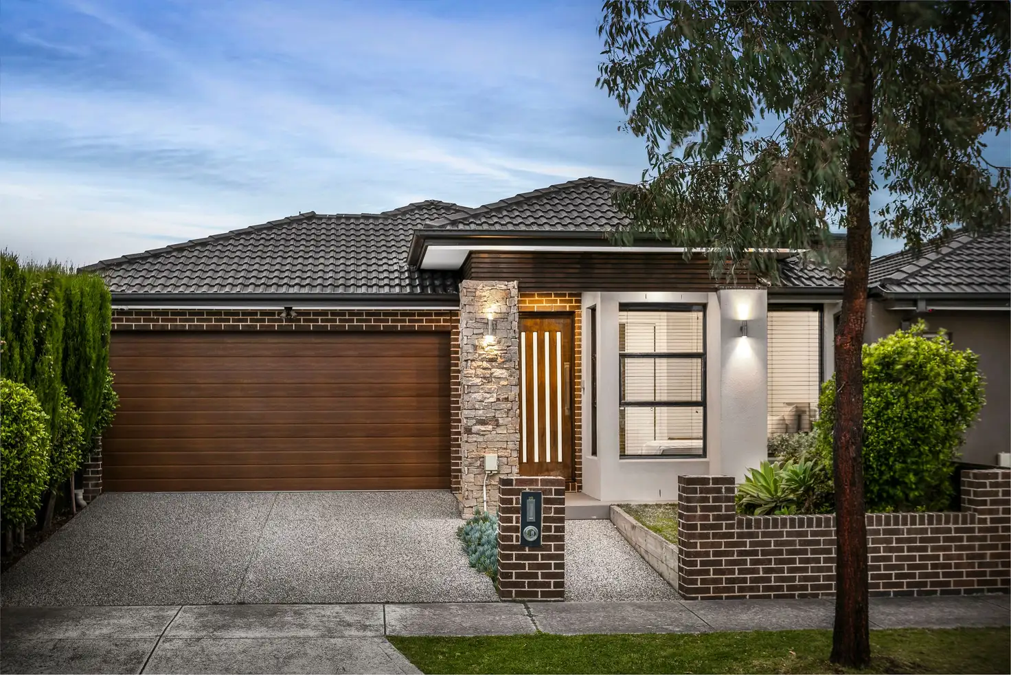 Main view of Homely house listing, 20 Emblem Way, Craigieburn VIC 3064