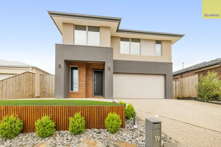 19 Brighton Rise, Maddingley VIC 3340