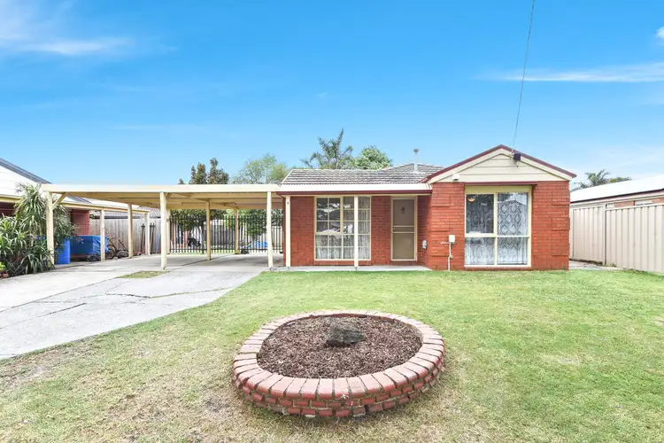 4 Dean Court, Cranbourne West VIC 3977