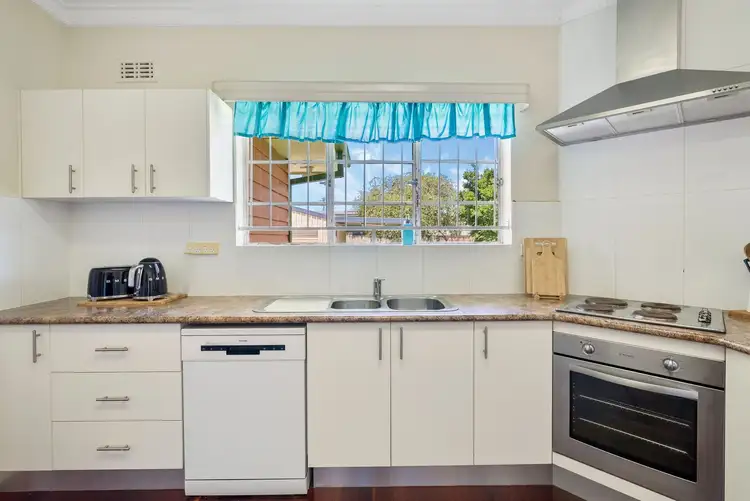 Sixth view of Homely house listing, 15 Dykes Street, Mount Gravatt East QLD 4122