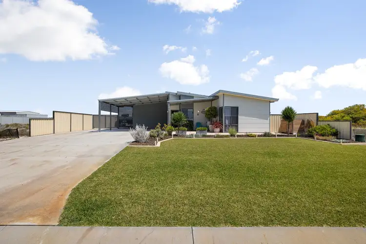 8 KINGFISHER Drive, Lancelin WA 6044